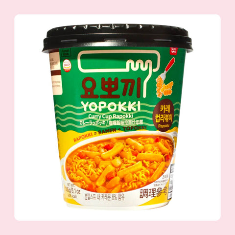 Yopokki Curry Cup Topokki (gâteau de riz) [fond]